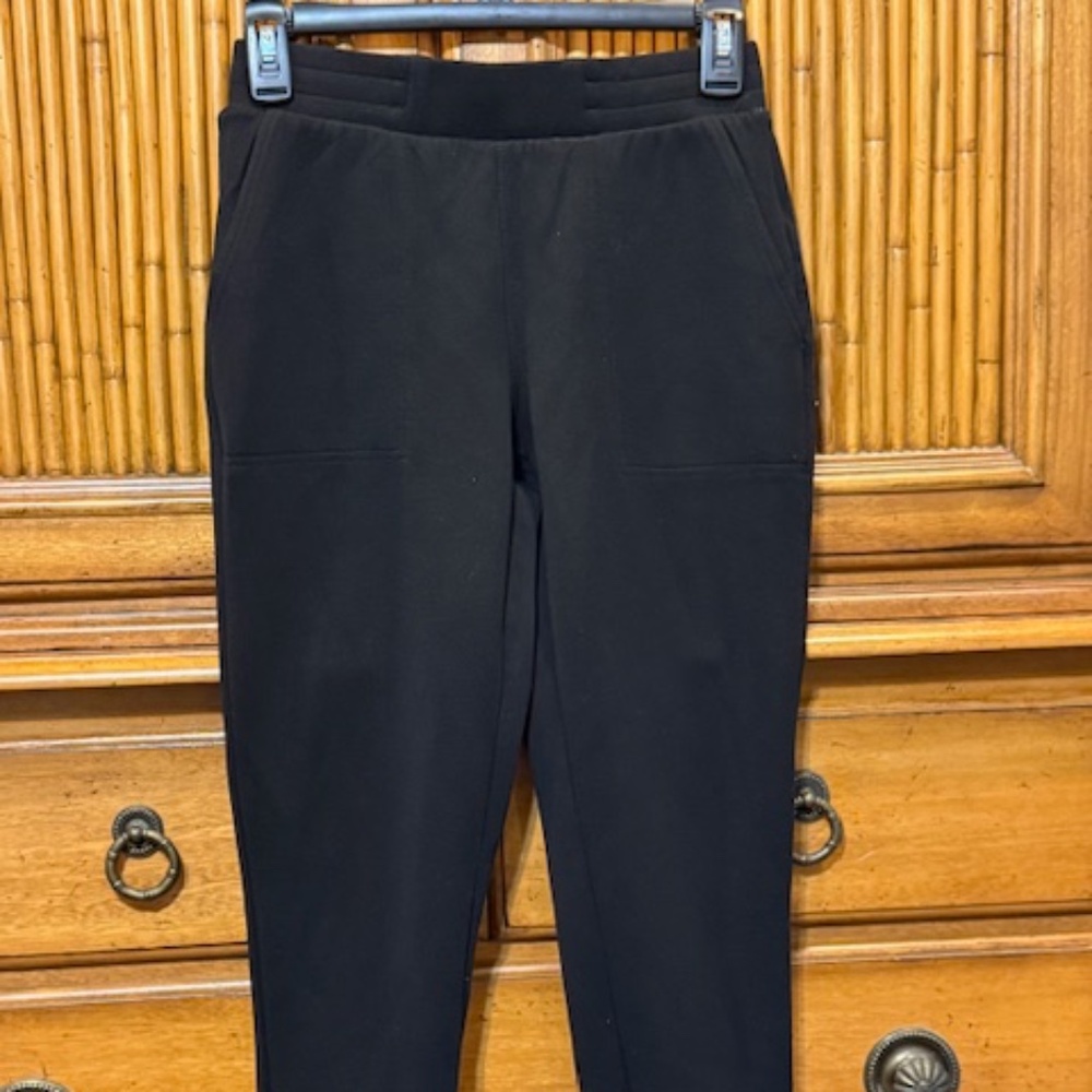 Tahari black pants